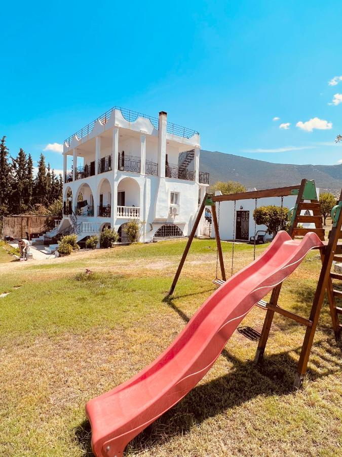 Apartamento Magic House At Halkida 1M From The Beach! Chalkís Exterior foto